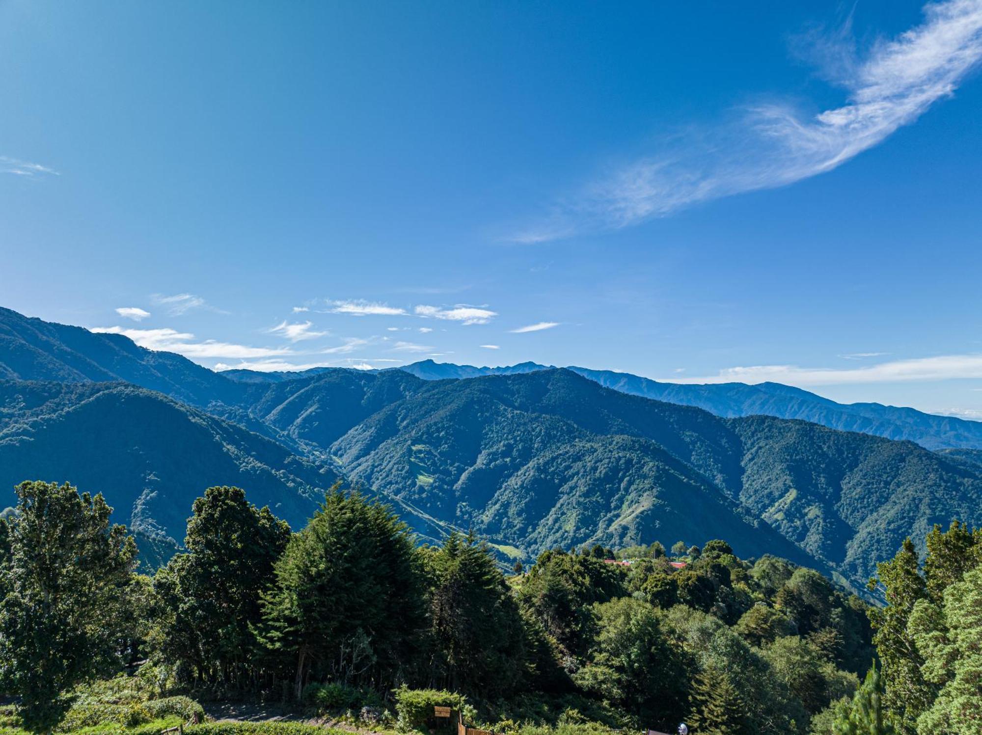 Glamping Jaulares Mountain Hotel Rivas Exterior photo